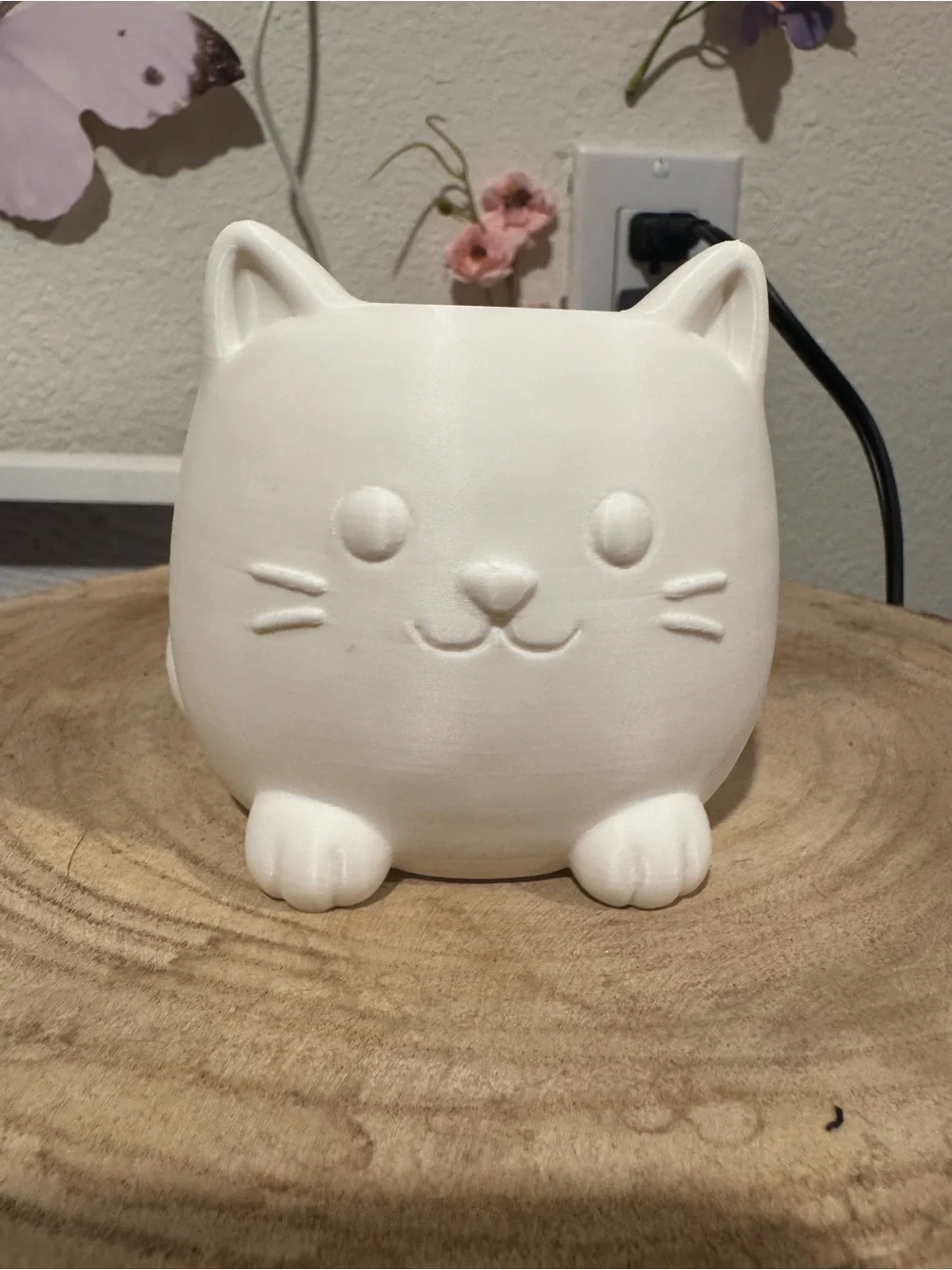 White Cat flower pot vase - Decorative Home Accent